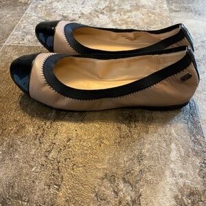 Cole Haan Deltona maple sugar/black size 6.5